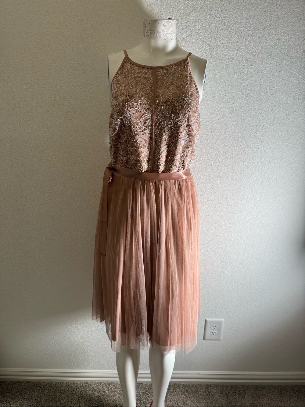 Women's Dusty Rose Lace & Tulle Midi Dress